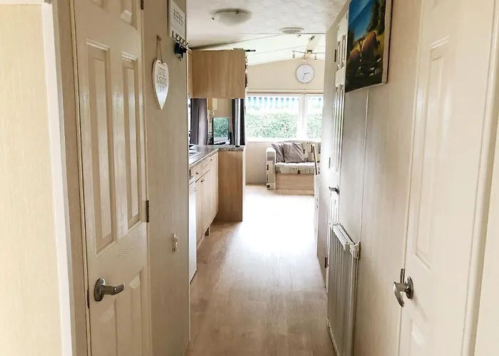 575 Op Recreatiepark De Wielen Alpehytte