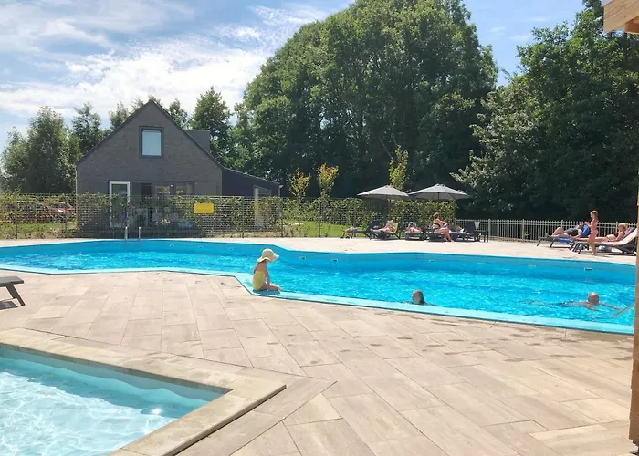 575 Op Recreatiepark De Wielen Sint Maarten