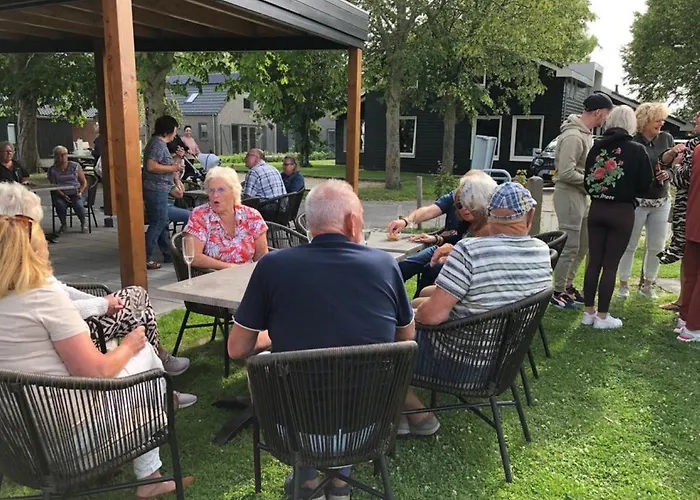 Alpehytte 575 Op Recreatiepark De Wielen Sint Maarten