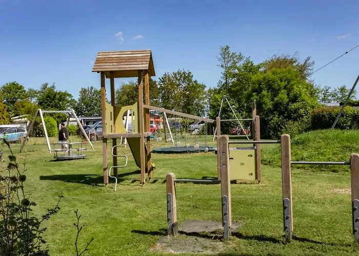 575 Op Recreatiepark De Wielen Alpehytte Sint Maarten